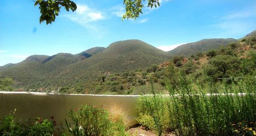 Wall or Lake optical illusion