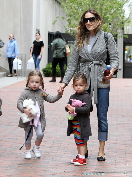 Sarah Jessica Parker with daughters Marion and Tabitha - Celebrity ...